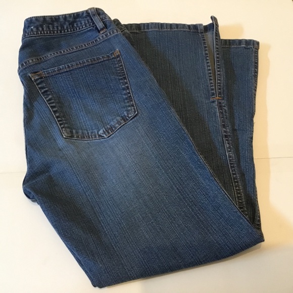 Old Navy Stretch Low Waist cropped open slit flared jean - Picture 1 of 6